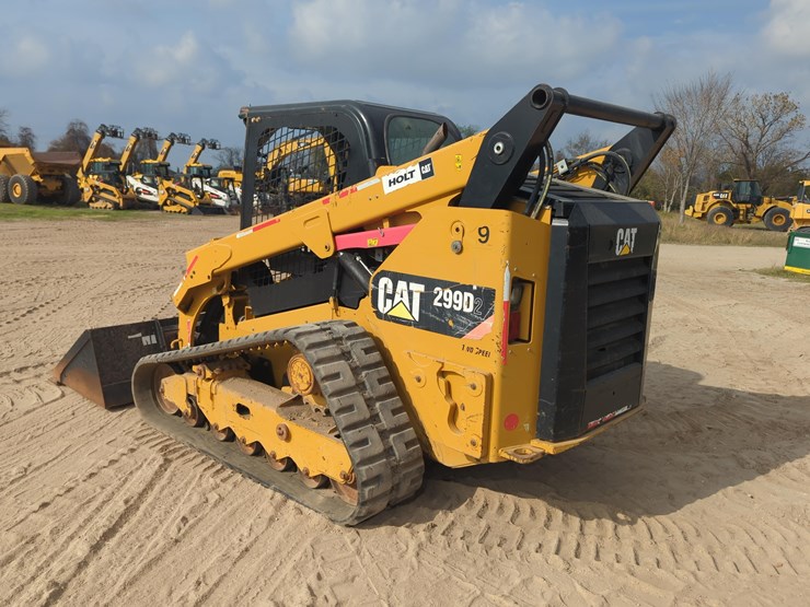 2016-caterpillar-299d2-image-5