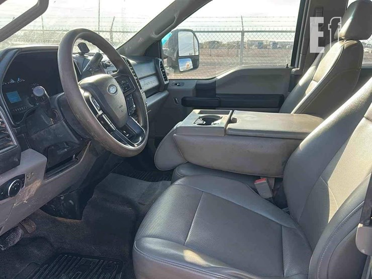 2019-ford-f350-image-8