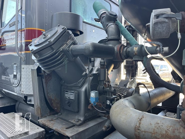 2009-international-paystar-5600-image-4