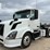 2014-volvo-vnl64t300-image-1