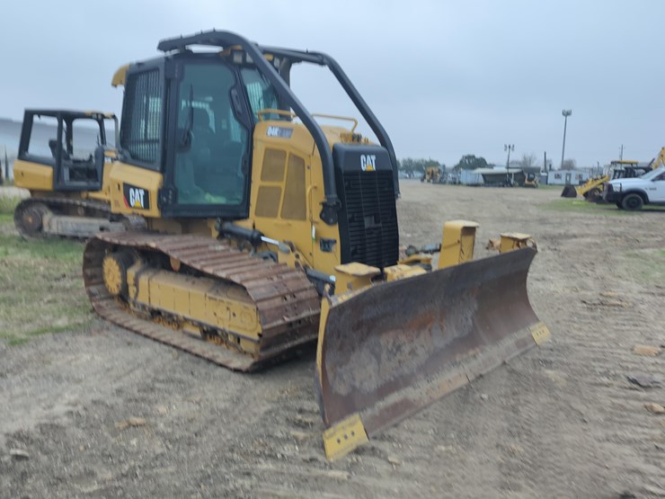 2019-caterpillar-d4k2-lgp-image-3