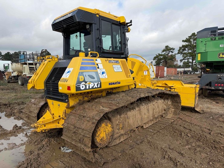 2021-komatsu-d61pxi-24-image-5