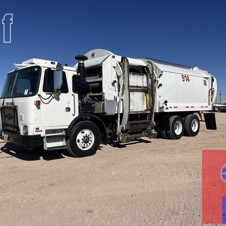 2018 AUTOCAR XPEDITOR