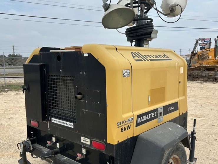 allmand-bros-maxi-lite-ii-v-image-3