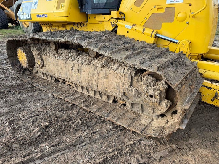 2021-komatsu-d61pxi-24-image-14