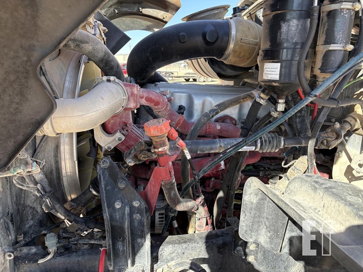 2013-mack-granite-gu713-image-20