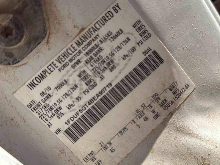 2011-ford-f550-image-6