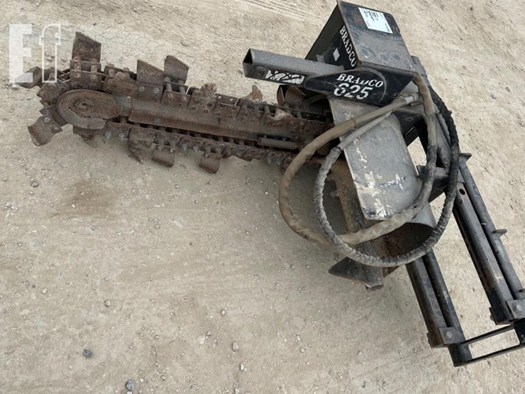 brad-co.-trencher-image-1