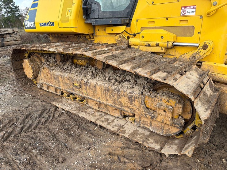 2021-komatsu-d51pxi-24-image-14