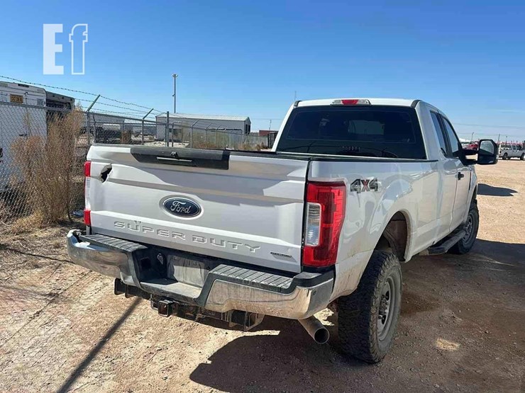 2019-ford-f250-image-4