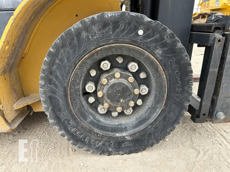 2019-caterpillar-gp25n-image-6