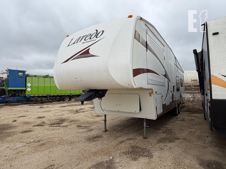 2007-2007-laredo-5th-wheel-20895-image-3