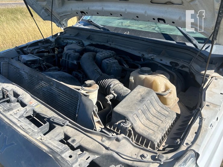 2015-ford-f250-sd-image-8