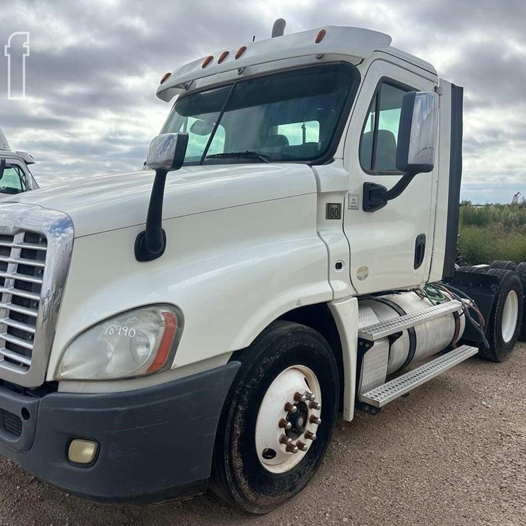 2014 FREIGHTLINER CASCADIA 125