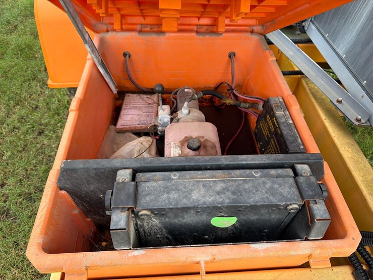 solar-tech-silent-messenger-message-board-arrow/message-board-vn:4gm2m151591410119-image-8