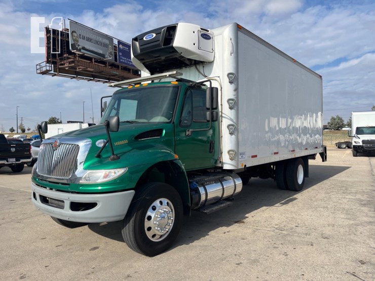 2019-international-durastar-4300-image-1