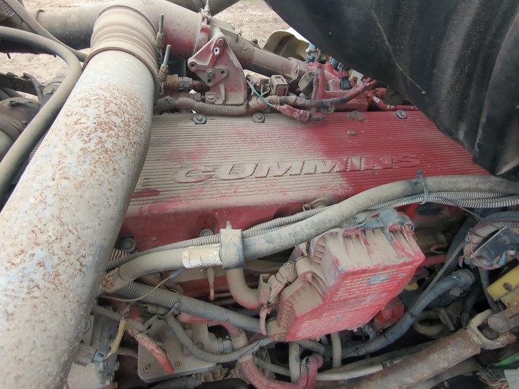 2010-peterbilt-truck-tractor-vn:110298-image-10