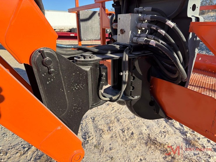 2015-jlg-600aj-image-8