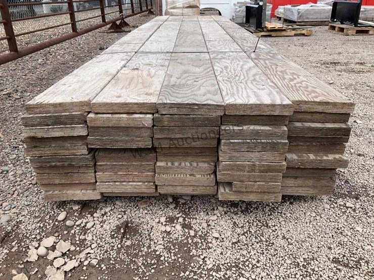 bundle-of-16ft-scaffolding-planks-image-5