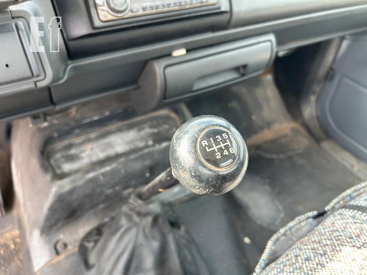 2000-gmc-topkick-c7500-image-11