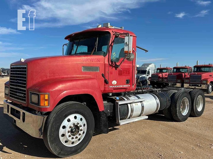 2012-mack-pinnacle-chu613-image-1