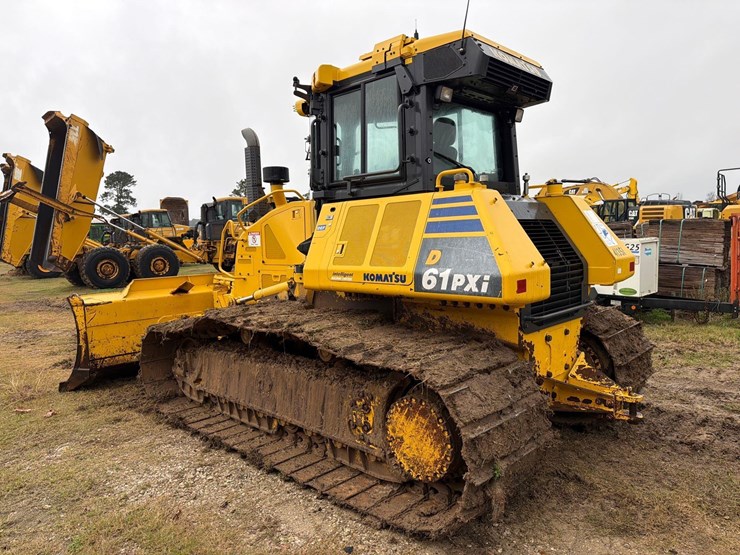 2021-komatsu-d61pxi-24-image-5