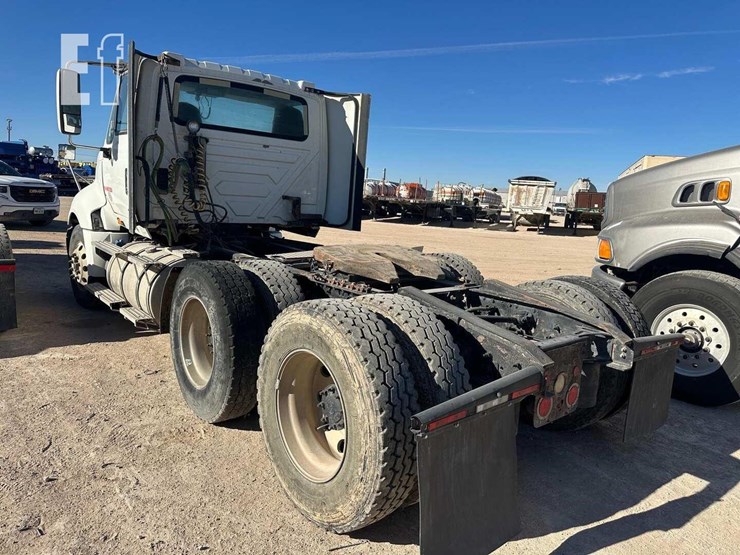 2017-international-prostar-image-5