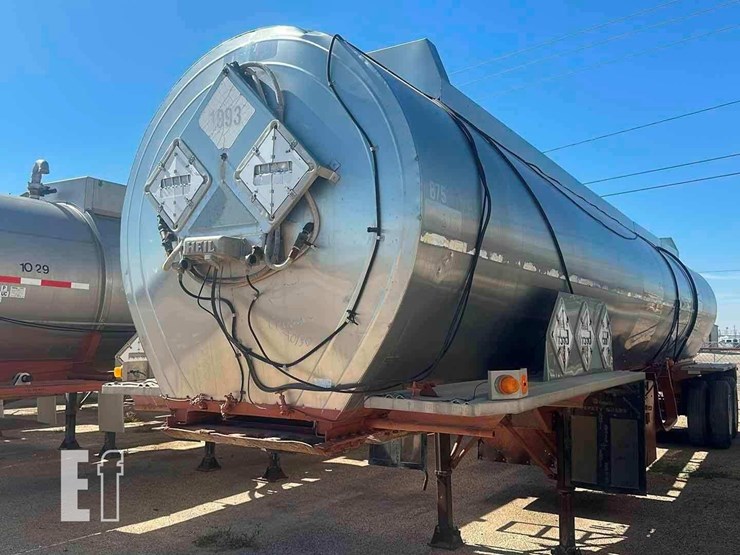 1979-heil-trailer-image-1