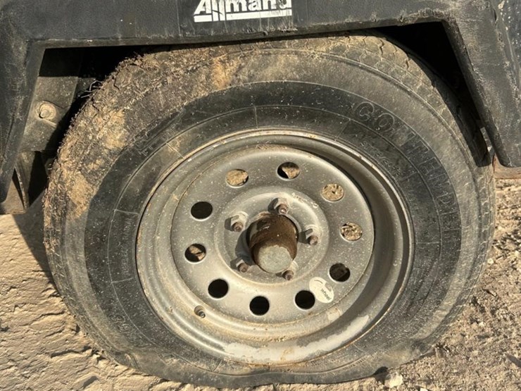 allmand-bros-night-lite-v-series-image-8