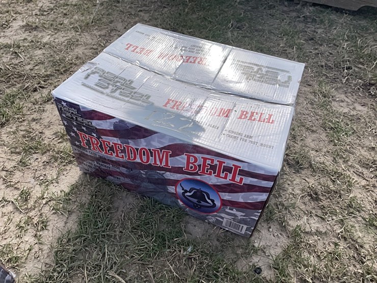 new-cast-iron-freedom-/-farm-bell-new-support-equipment-image-1