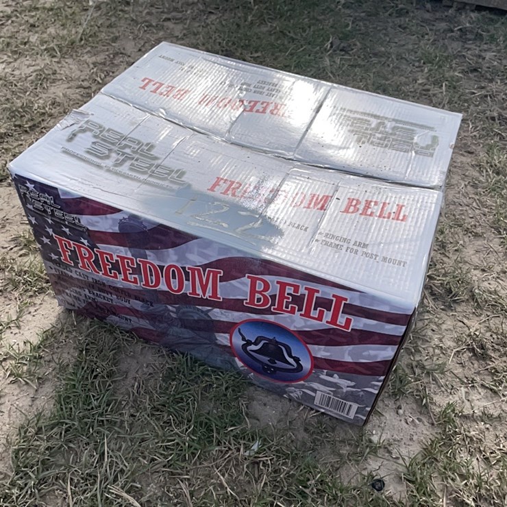 NEW CAST IRON FREEDOM / FARM BELL NEW SUPPORT EQUIPMENT