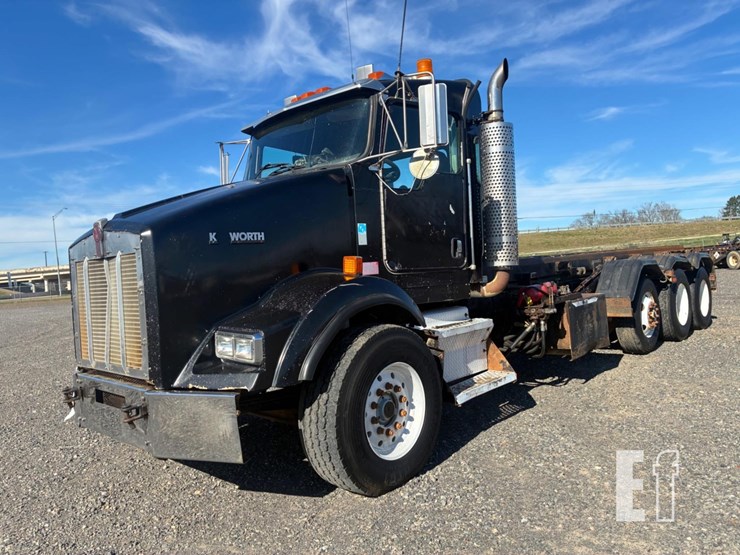 2005-kenworth-t800-image-1