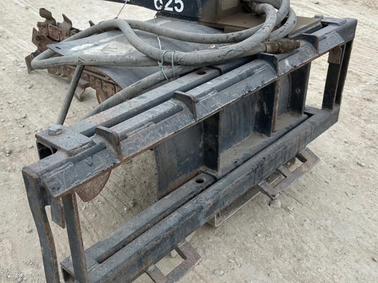 brad-co.-trencher-image-4