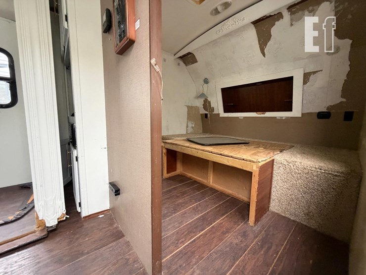 2014-keystone-rv-co-cougar-x-lite-31sqb-image-9