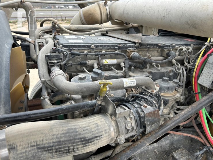 2014-western-star-4900-image-8