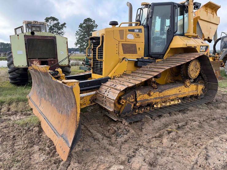 2017-caterpillar-d6n-lgp-image-2