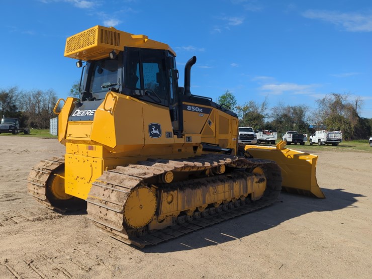 2018-deere-850k-lgp-image-2