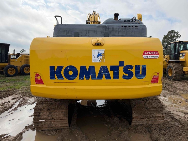 2021-komatsu-pc210-lc-11-image-6