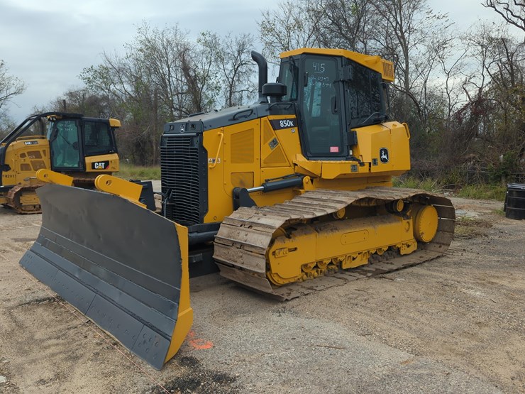 2018-deere-850k-lgp-image-21