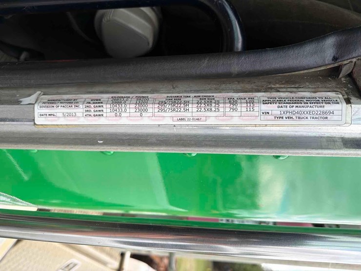 2014-peterbilt-386-image-22