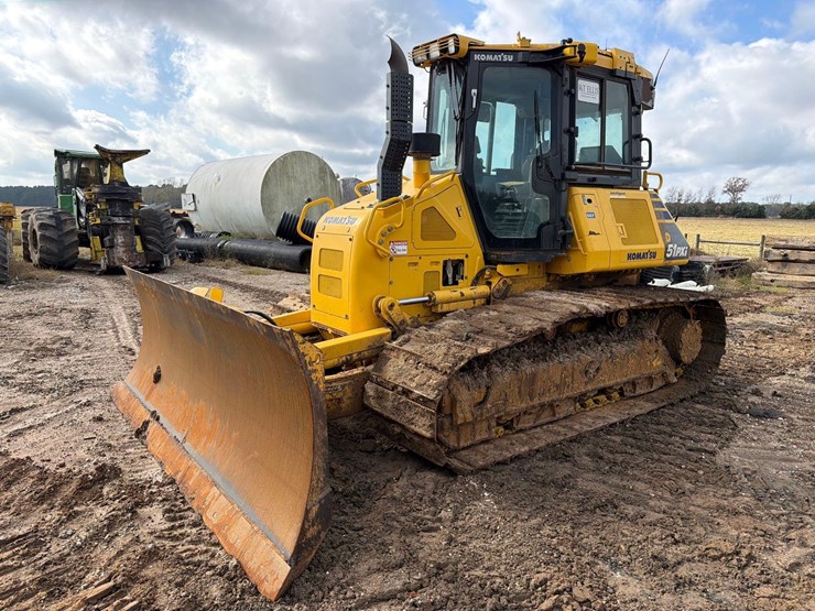 2021-komatsu-d51pxi-24-image-3