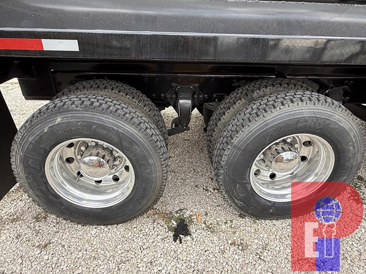 2018-freightliner-cascadia-125-image-5