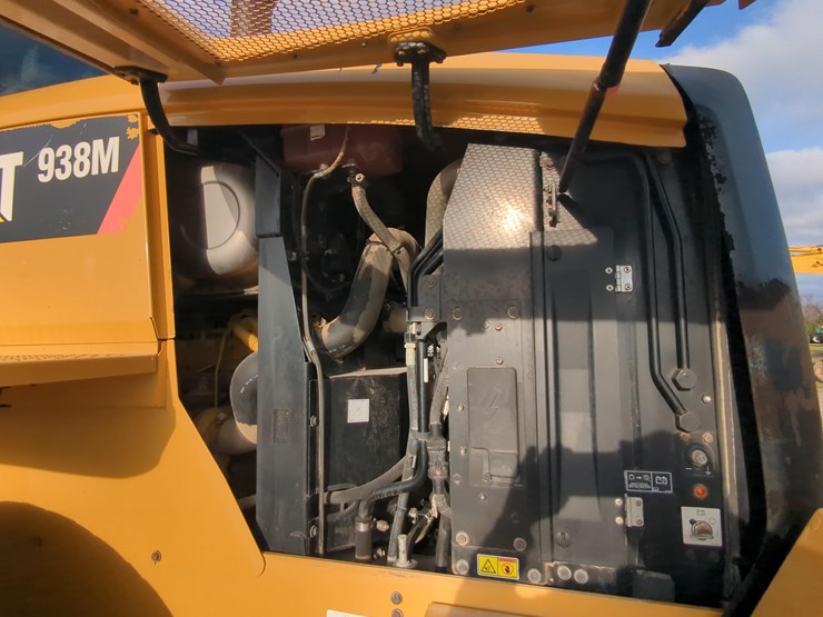 2019-caterpillar-938m-image-12