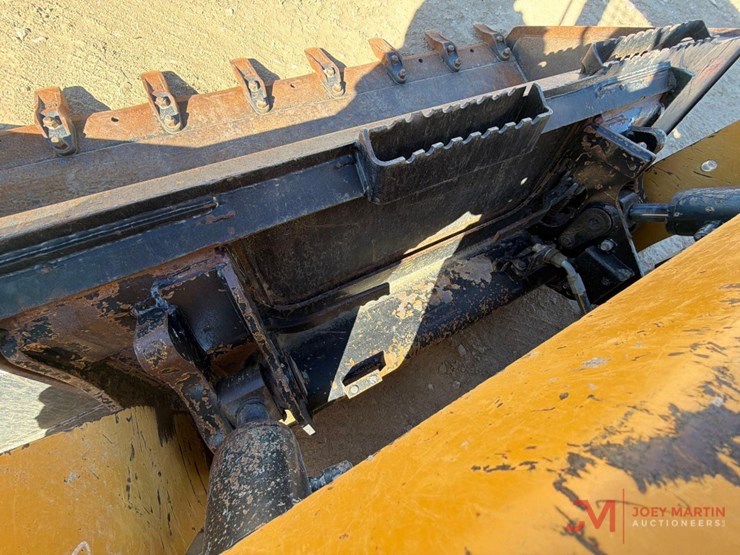 2021-caterpillar-259d3-image-9