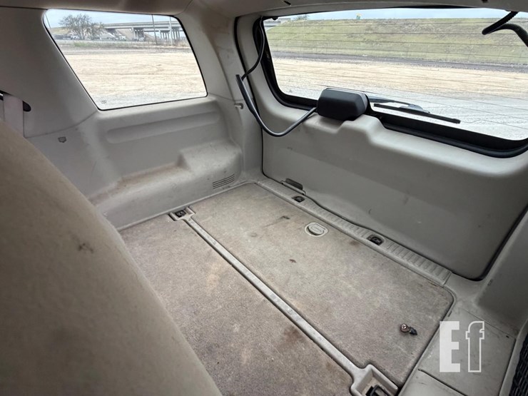 2007-ford-explorer-xlt-image-10