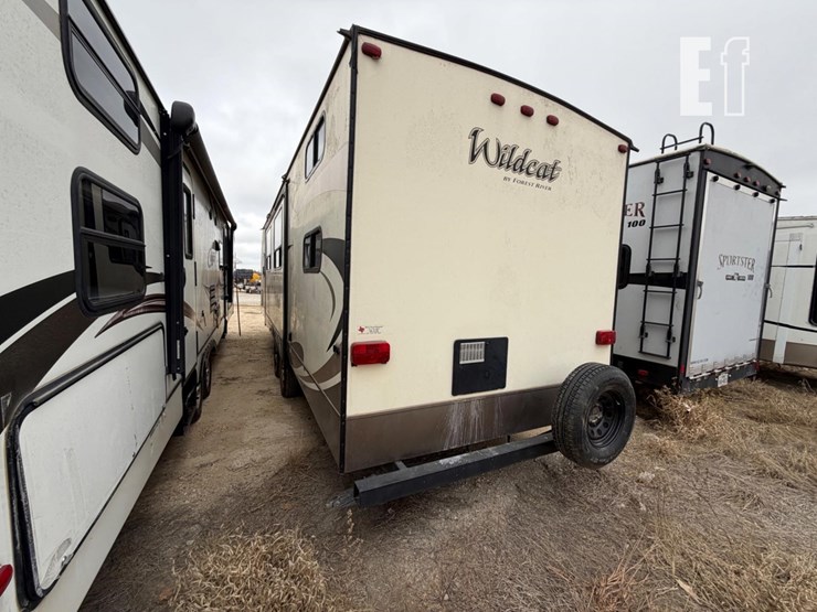 2018-forest-river-wildcat-282kbd-image-4