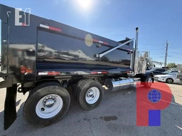 2005-peterbilt-378-image-7