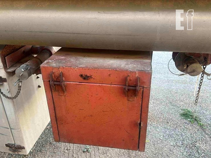 1981-fruehauf-trailer-image-2