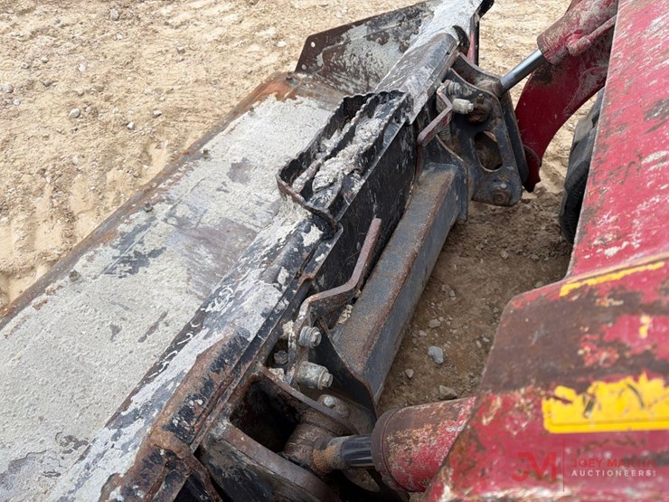 takeuchi-tl8-image-9