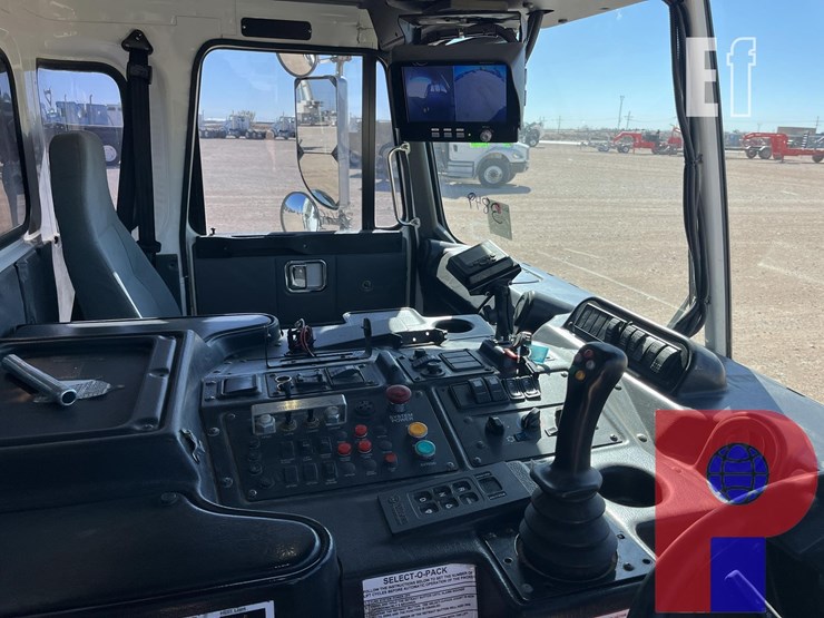 2017-autocar-xpeditor-image-9